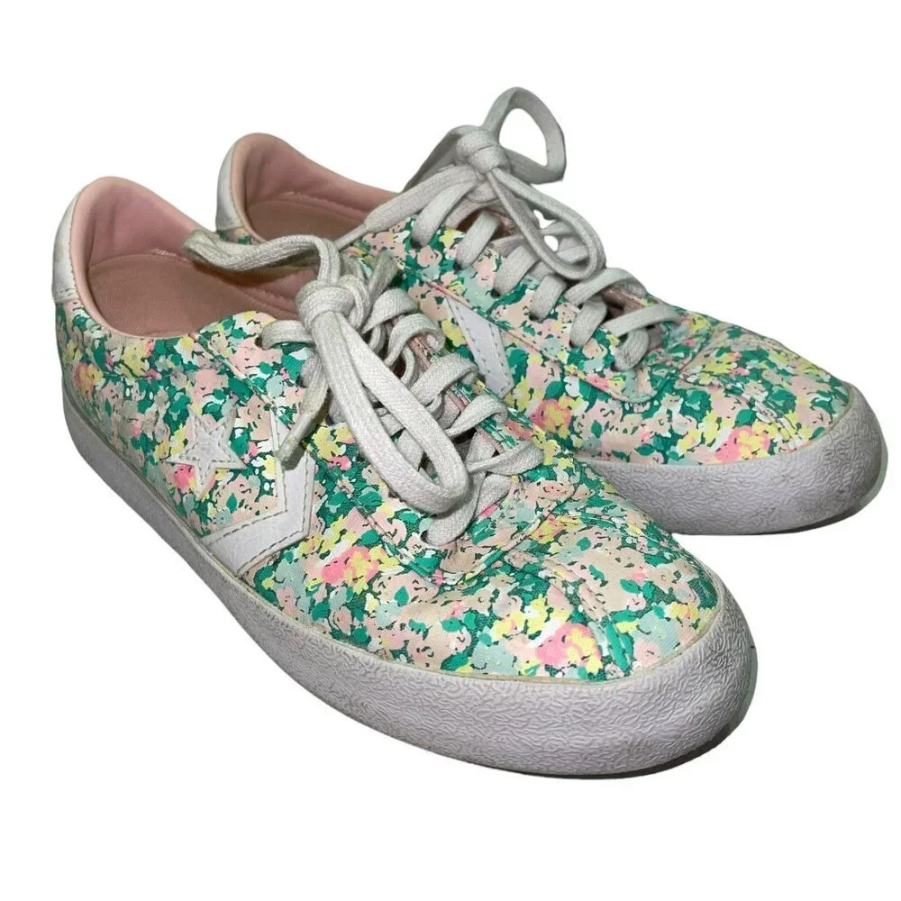 Converse Floral Skater Girls Size 5 Breakpoint Tennis Shoes